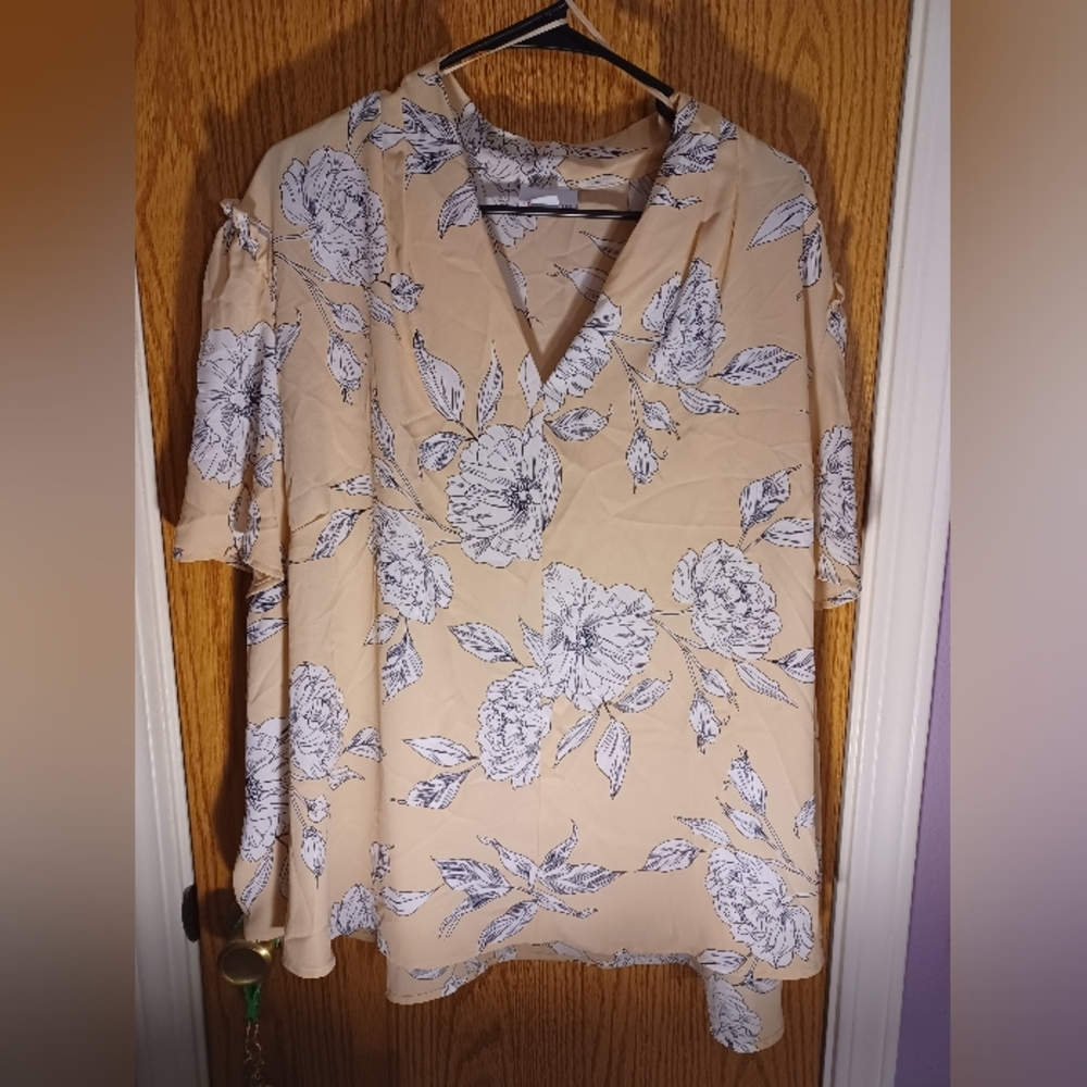 Liz Claiborne Top